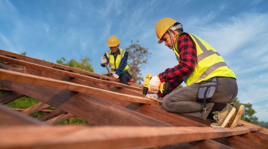 Professional Flat Roofing Installation services in Kellnersville, WI